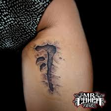 0186123b3b0f8c900f542ac84ef2268b Jpg 736 736 Supernatural Tattoo Mark Of Cain Tattoo Geometric Tattoo Shoulder