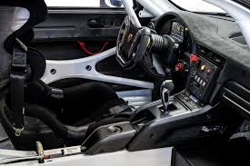 At the start of the development process, we set ourselves a lap time target for the gt2 rs of less than 7 minutes and 5 seconds. Porsche 911 Gt2 Rs Clubsport Auf 200 Exemplare Limitierter Uber Elfer Trackdaysport
