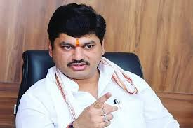 Medias and tweets on dhananjay_munde ( dhananjay munde ) ' s twitter profile. Maharashtra Minister Dhananjay Munde Tests Positive For Coronavirus