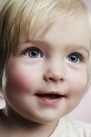 Les parents d'un enfant malade récoltent 50 000 euros afin qu'il puisse  être opéré