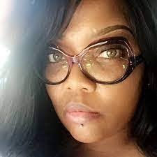 Christy Seals's Instagram, Twitter & Facebook