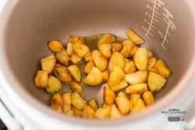 Comment Faire Sauter Des Pommes De Terre Au Multicuiseur Multicuiseur Pommes De Terre Sautees Recette Multicuiseur Philips