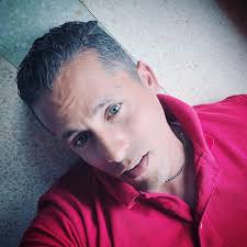 Dwayne Johnson gets EMOTIONAL sharing the message he'd give his younger  self amid Oscar buzz for "The Smashing Machine." 🥹