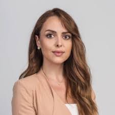 I am very happy to be graduating from the University of Bath today with a  2:1 in Business Administration.