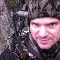 Bruce Lendrum's Instagram, Twitter & Facebook