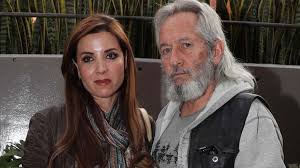 El día de hoy trascendió a nivel nacional que josé ángel garcía, padre del famoso actor mexicano, gael garcía bernal, se encuentra hospitalizado pido humildemente una oración colectiva por la salud y recuperación de mi amado esposo josé ángel garcía, quien está librando una batalla por su. Emireth Rivera Junto Con El Senor Jose Angel Papa De Gael Garcia Tambien Fue Victima De Acoso Sexual Tvnotas Irresistible