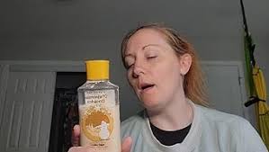 Amazon.com: Bath & Body Works Loción de galletas navideñas con aroma a  coco, 8 onzas líquidas, hidratante de cuerpo entero para todo tipo de piel  : Belleza y Cuidado Personal