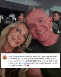 900 hellos from 900 dear fans needed tonight