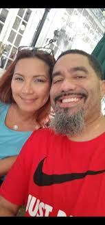 My husband lost a bet. So this is the result 😂😂😂😂 He thought it was  ohhhh so easy to do things with long nails. Ohhh by the way. He is a  truckdriver 🤔😱😂🤣😂