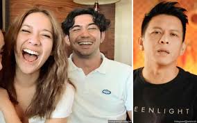 Download your search result mp3, or mp4 file on your mobile, tablet, or pc. Viral Video Reza Rahadian Peluk Dan Cium Bcl Nama Ariel Noah Malah Ikut Terseret