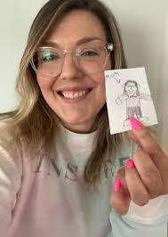 Corinne Collier's Instagram, Twitter & Facebook