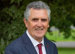 Moyne CEO to step down