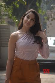 Actresss Nora Fatehi Spotted At Bandra - Gallery - Social News XYZ