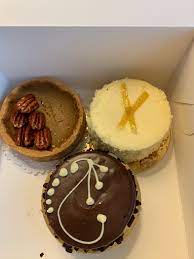 Jenna's love for baking started at a young age as she grew and gained experience baking delicious, wholesome, gluten free, wheat free and nut free providing gluten sensitive consumers artisan breads, muffins, cakes, pastries. Gluten Free Bakery Finds In Vancouver Bc 2020 Celiac Chat