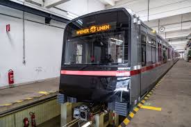 It contains vehicles of the type u and will be extended in future. Neue U Bahn Aus Wien Simmering Sucht Namen Wiener Bezirksblatt
