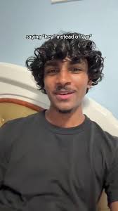 Forever A “heyy” Instead of A “hi” Gi