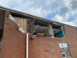 Live weather warnings, hourly weather updates. Weather Sentinel Damaging Start To Spring Severe Weather Season Tornado In Nashville Gc Capital Ideas