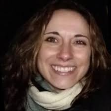 Corina Everett's Instagram, Twitter & Facebook