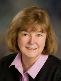 Alumni Spotlight: Linda Barger Bodenlos, Corporate Knowledge and  Communications Branch Chief of the Chief Information Offce for