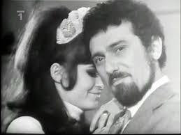 Incorrect spelling, correct name is waldemar matuška ≈tulkolahten≈ ≈talk≈ 23:54, 29 january 2007 (utc) Waldemar Matuska Olga Blechova Laska Je Lek Music Artists Singer Youtube