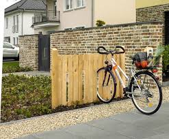 Fahrradstander Pedalo Hier Geht S Zur Anleitung Http Www Toom Baumarkt De Selbermachen Kreativwerkstatt Holztor Selber Bauen Fahrrad Unterstand Fahrrad