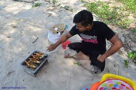 Tambahan lagi di sini turut ada chalet kayu kawasan kampung yang selesa untuk bermalam dan menikmati suasana tenang jauh dari bandar. 7 Aktiviti Best Di Pantai Morib Aktiviti No 7 Paling Ramai Orang Tak Tau Xplorasi Destinasi