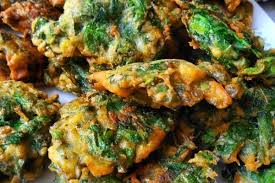 3 siung bawang putih, haluskan. Resep Membuat Bakwan Bayam Untuk Camilan Akhir Pekan