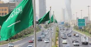 قرارات سعودية مفاجئة بشأن الصلاة بالمساجد والع مرة والزيارة In 2020 Travel Fair Grounds Grounds