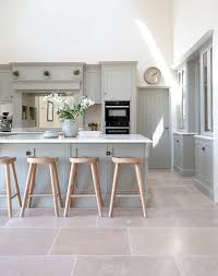 Dijon Tumbled Limestone Tiles Pavers