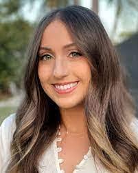 Andrea Baskin's Instagram, Twitter & Facebook