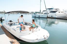 Renting A Boat Boat Rentals Guide Discover Boating