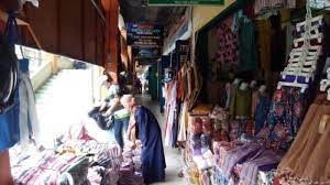It is in the heart of pasar kliwon district and is known as the arab quarter of surakarta. Jelang Ramadhan Pesanan Konveksi Di Pasar Kliwon Kudus Mulai Naik Kebanyakan Dari Indonesia Timur Tribun Banyumas