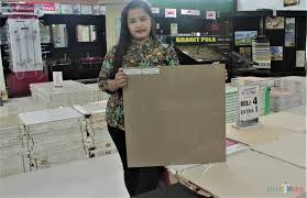 Upah tukang bangunan harian dan borongan. Granit Beli 4 Gratis 1 Belanja Di Graha Bangunan Makin Hepi Blitar Times