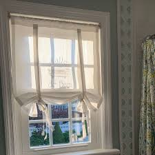 Roman Shade Ruffles White In 2020 Roman Shades Curtains Shabby