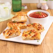 Petits Pains Au Fromage Et Agrave L Ail Recettes Cuisine Et Nutrition Pratico Pratique Confort Food Food Tapas