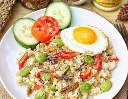 2 mangkuk nasi putih 1 keping ikan tenggiri masin 300 gram sayur. Resep Nasi Goreng Ikan Asin Peda Pete Hasilnya Enak Dan Gurih Aroma Rasa
