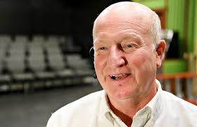 PHOTOS: Three generations, dog to perform in Annie