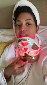 LED Mask Benefits and How to Use for Skin Care