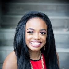 Lisa Yip's Instagram, Twitter & Facebook