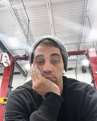 Chris Bradner (@m1dwestmarauder) • Instagram photos and videos