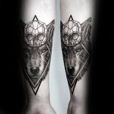 90 Geometric Wolf Tattoo Designs For Men Manly Ink Ideas Geometric Wolf Tattoo Tattoo Designs Men Tattoos