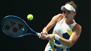 Vondrousova rallies for… 2020 rome shot of the day: Marketa Vondrousova Cropped Tennis Majors