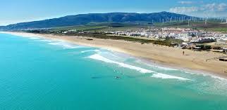 Descubre Zahara De Los Atunes Cerca De Cadiz Un Pueblo De Playas Infinitas Y Aguas Azuladas Perfecto Para Perders Zahara De Los Atunes Hoteles De Playa Espana