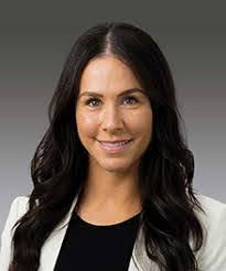 Stephanie Knowles's Instagram, Twitter & Facebook