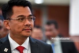 Yb dato' mohd azis haji jamman adalah ahli politik malaysia dari ahli parlimen bagi sepanggar, sabah. Bekas Umno Sabah Boleh Sertai Warisan Dengan Syarat Azis Jamman