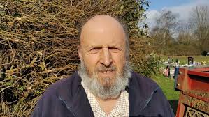 Farm contractor seeks mask advice after asthma attack