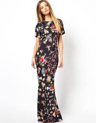 Make it short sleeve or elbow sleeve, and also give a belt finish for a gorgeously stylish appeal of the dress. 90s Floral Maxi Skirt Sale Off 62