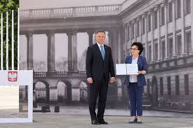 Po pierwsze odbudowany pałac saski w warszawie nie będzie zabytkiem. Odbudowa Palacu Saskiego W Warszawie Wraz Z Inwestycjami Towarzyszacymi Mazowiecki Urzad Wojewodzki W Warszawie Portal Gov Pl