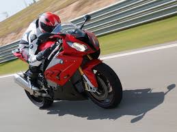 The s 1000 rr revolutionised the supersports class when it first came out in 2009. 2015 Bmw S1000rr Price Announced Zigwheels