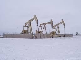 Texas is currently experiencing some of the coldest weather it has seen in decades and the pictures coming out from the state show how bad things are. Big Freeze In Texas Is Becoming A Global Oil Market Crisis Moneyweb